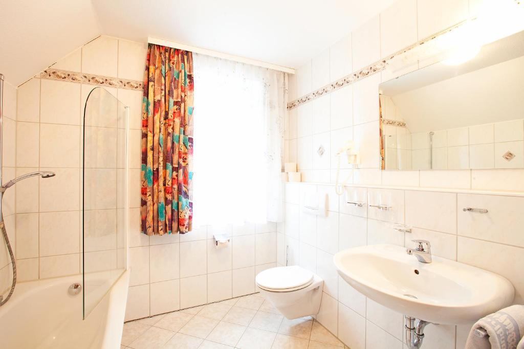 Landhotel Gasthof Wittstaig Gundelfingen  Δωμάτιο φωτογραφία